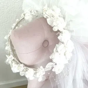 Juliet | Accessories | Vintage 98s Bridal Veil By Chicago  display picture 2